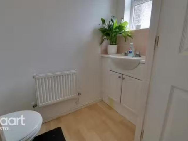 3 bedroom end of terrace house for rent in Paxton, Bristol, BS16