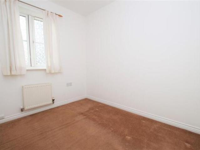3 bedroom end of terrace house for rent in Winton Road, Stratton St Margaret, Swindon, SN3