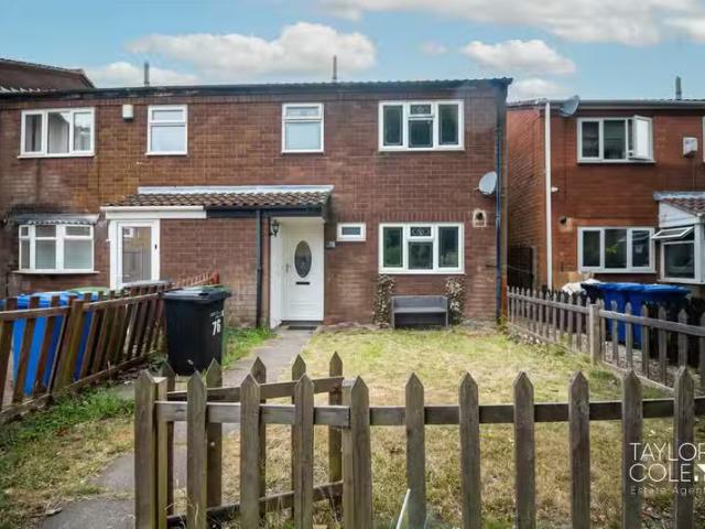 3 bedroom end of terrace house for rent in Trefoil, Wilnecote.
