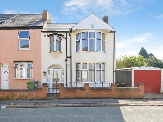 3 bedroom end of terrace house for sale