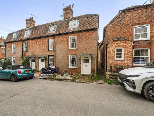3 bedroom end of terrace house for sale
