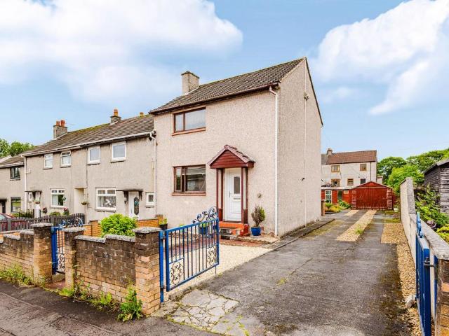 3 bedroom end of terrace house for sale