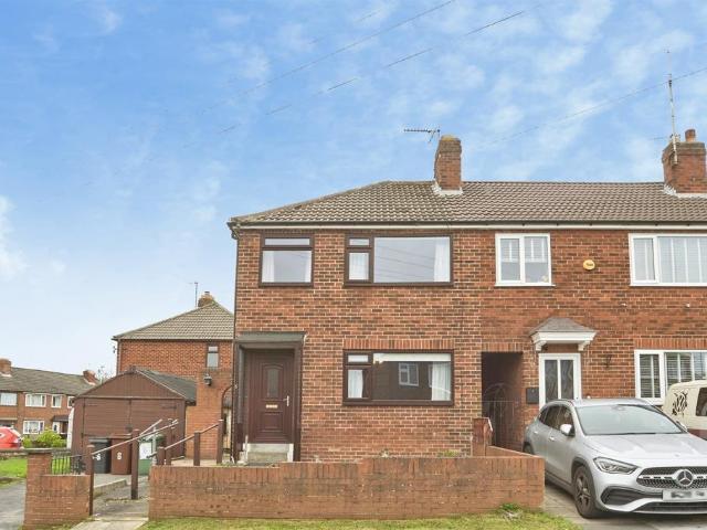 3 bedroom end of terrace house for sale