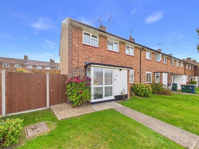 3 bedroom end of terrace house for sale