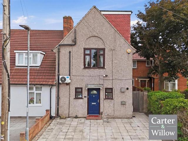 3 bedroom end of terrace house for sale