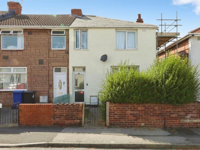 3 bedroom end of terrace house for sale