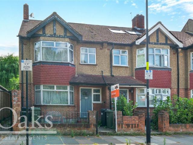 3 bedroom end of terrace house for sale