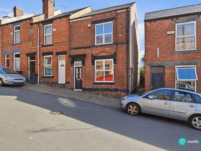 3 bedroom end of terrace house for sale