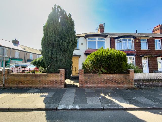 3 bedroom end of terrace house for sale