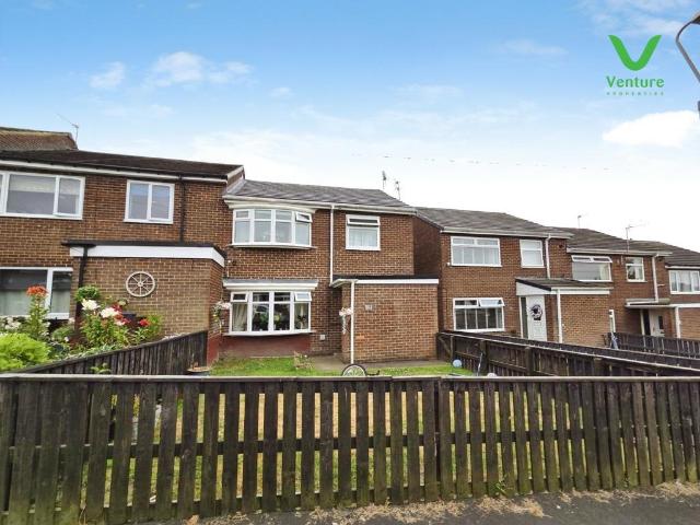 3 bedroom end of terrace house for sale