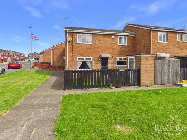 3 bedroom end of terrace house for sale