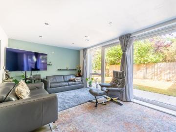 Harlesden, London, Greater London - Garden