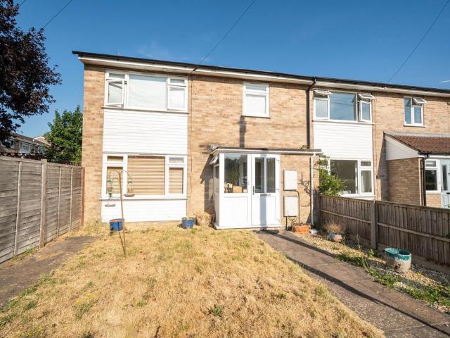 3 bedroom end of terrace house for sale