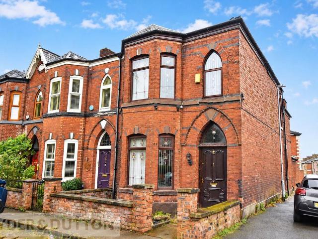 3 bedroom end of terrace house for sale