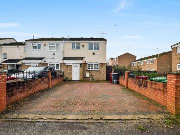 3 bedroom end of terrace house for sale