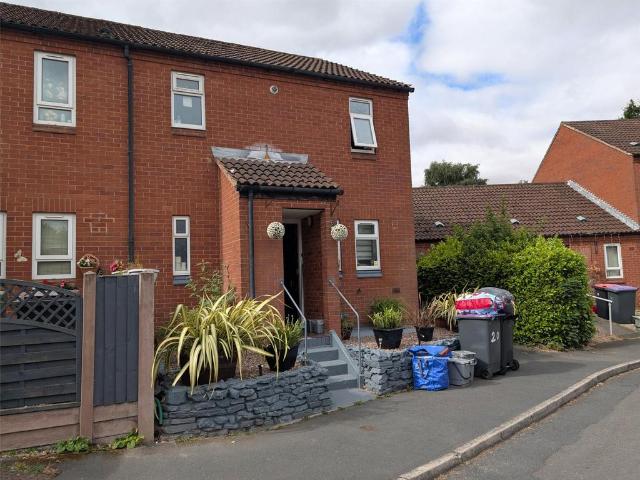 3 bedroom end of terrace house for sale