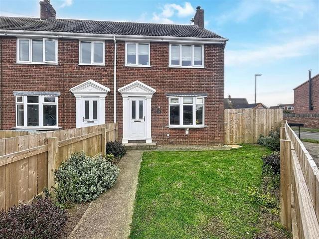 3 bedroom end of terrace house for sale