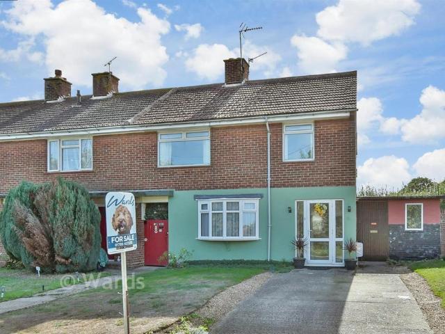 3 bedroom end of terrace house for sale