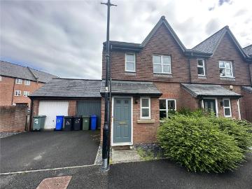 3 bedroom end of terrace house for sale