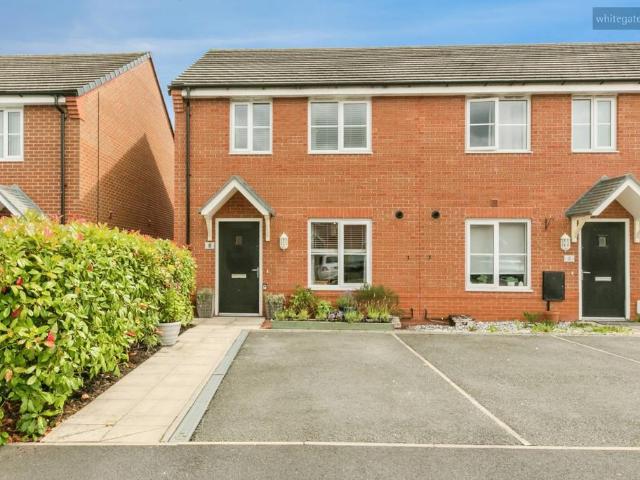3 bedroom end of terrace house for sale