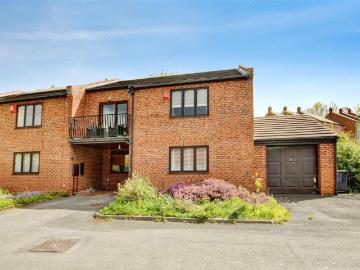 Durham County Area - Garden, Balcony, Equipped kitchen