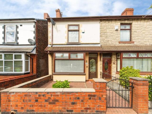 3 bedroom end of terrace house for sale
