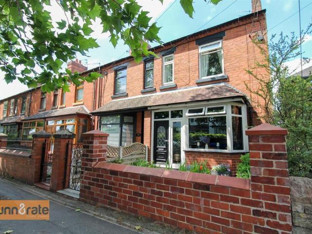 3 bedroom end of terrace house for sale