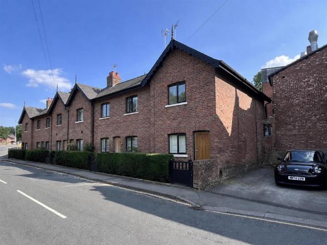 3 bedroom end of terrace house for sale