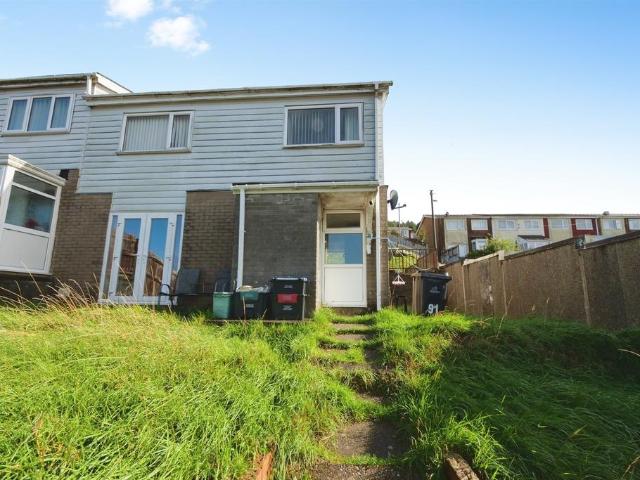3 bedroom end of terrace house for sale