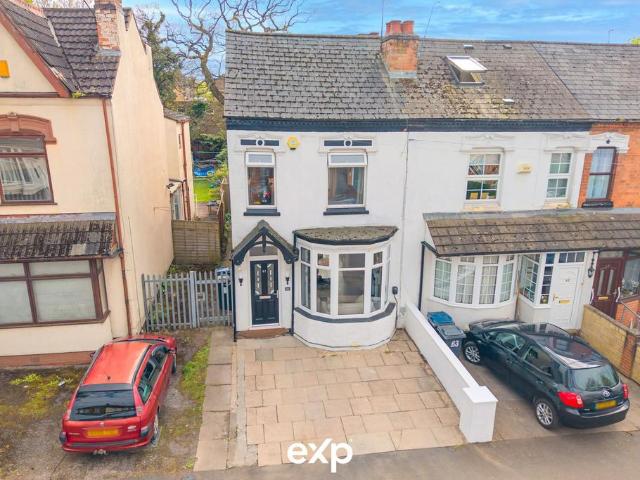3 bedroom end of terrace house for sale