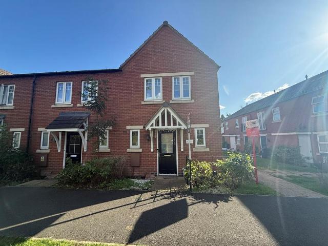 3 bedroom end of terrace house for sale