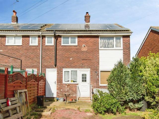 3 bedroom end of terrace house for sale