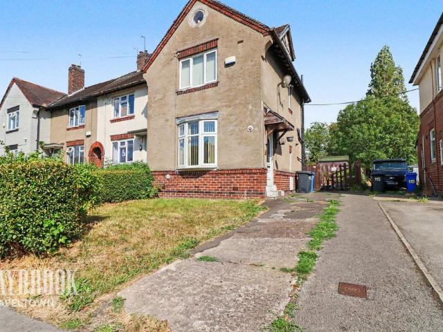 3 bedroom end of terrace house for sale