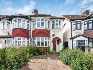 3 bedroom end of terrace house for sale