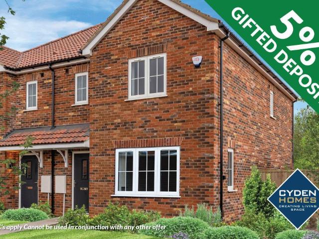3 bedroom end of terrace house for sale