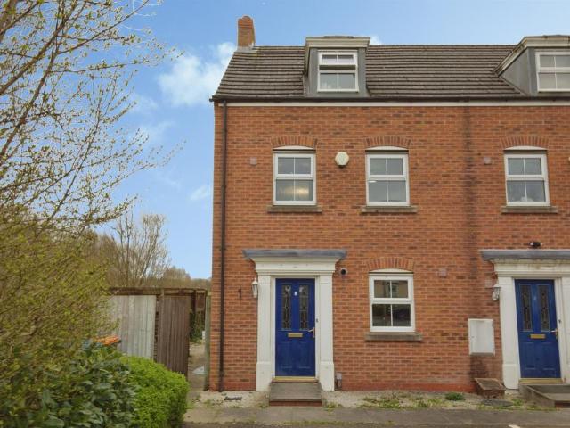 3 bedroom end of terrace house for sale
