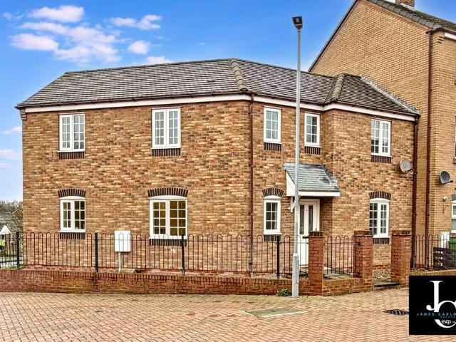 3 bedroom end of terrace house for sale