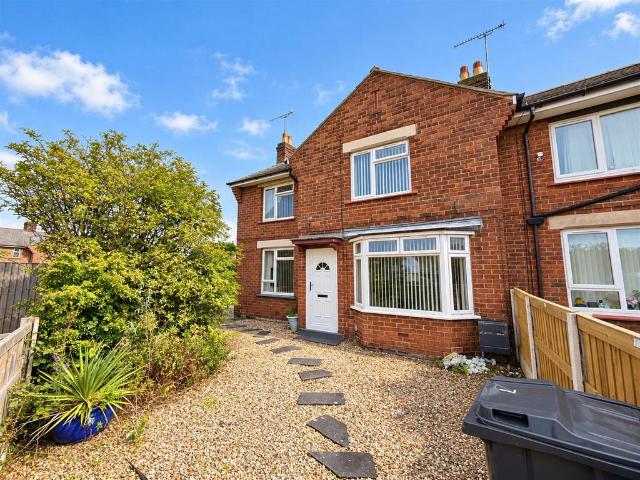 3 bedroom end of terrace house for sale
