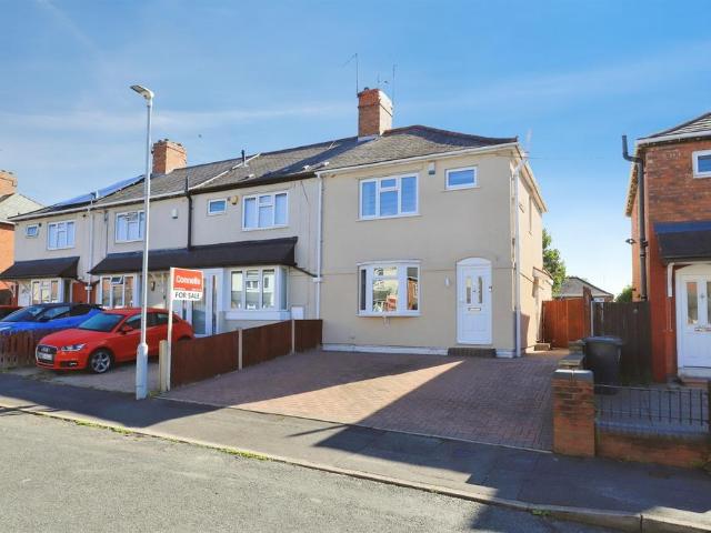 3 bedroom end of terrace house for sale