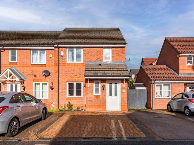 3 bedroom end of terrace house for sale
