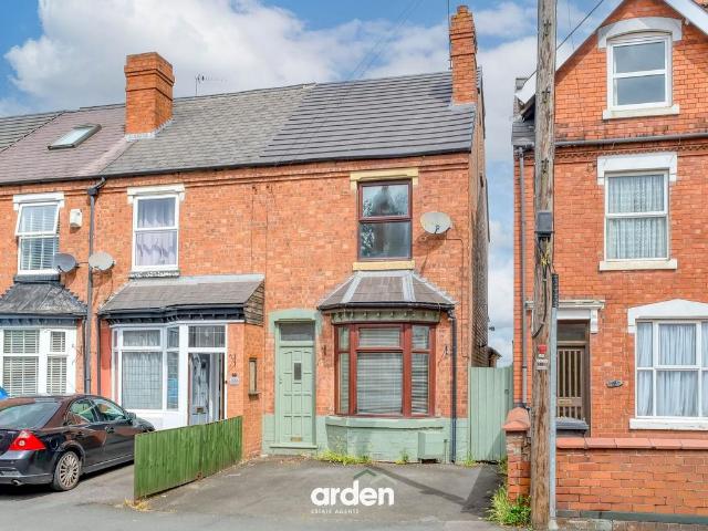 3 bedroom end of terrace house for sale