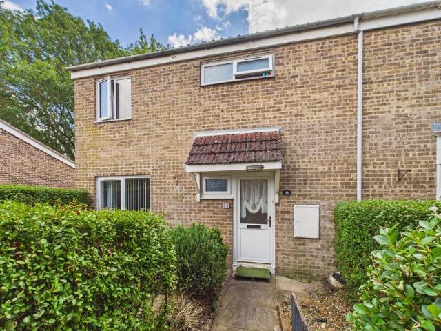 3 bedroom end of terrace house for sale