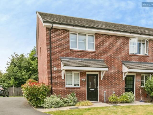 3 bedroom end of terrace house for sale