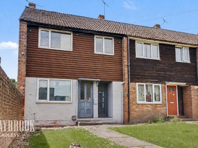3 bedroom end of terrace house for sale