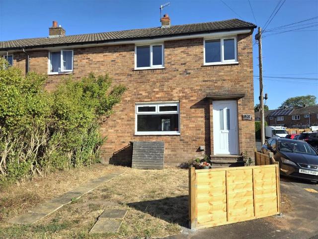 3 bedroom end of terrace house for sale