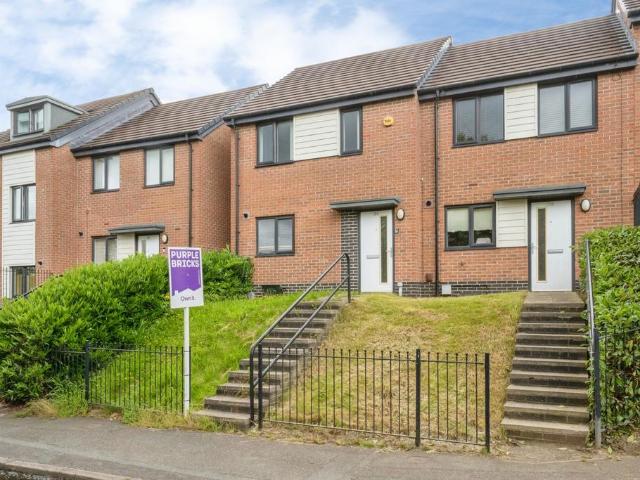 3 bedroom end of terrace house for sale