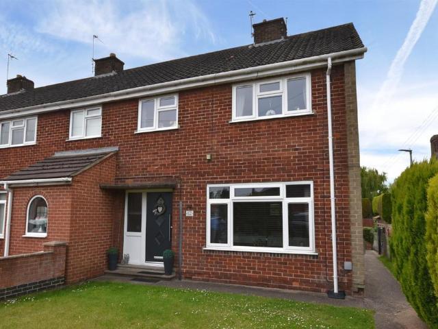 3 bedroom end of terrace house for sale