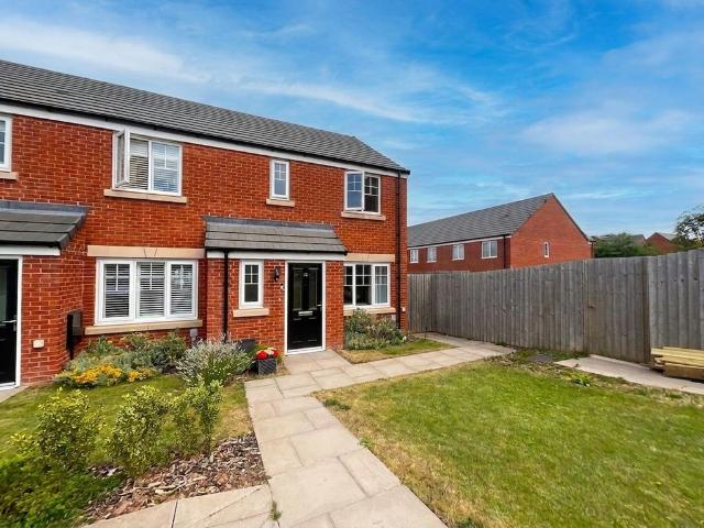 3 bedroom end of terrace house for sale
