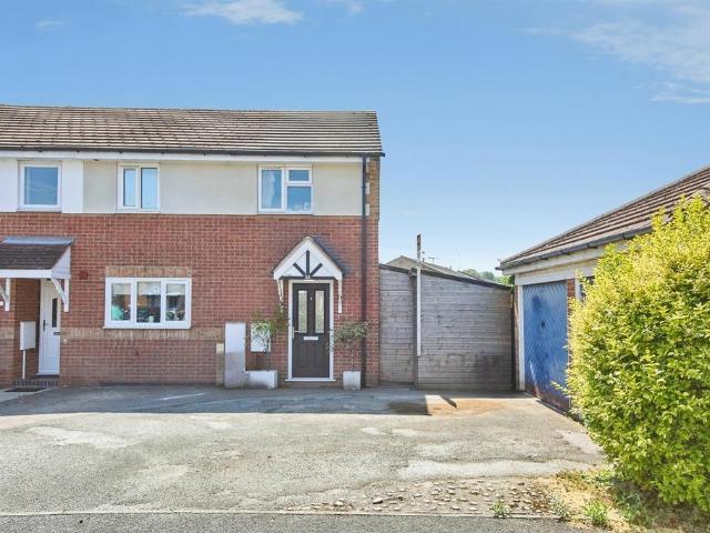 3 bedroom end of terrace house for sale