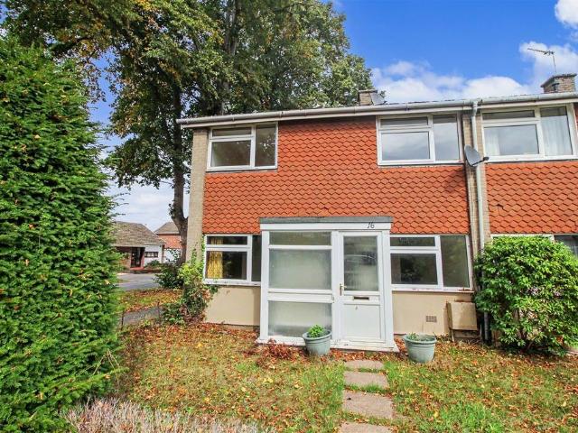 3 bedroom end of terrace house for sale